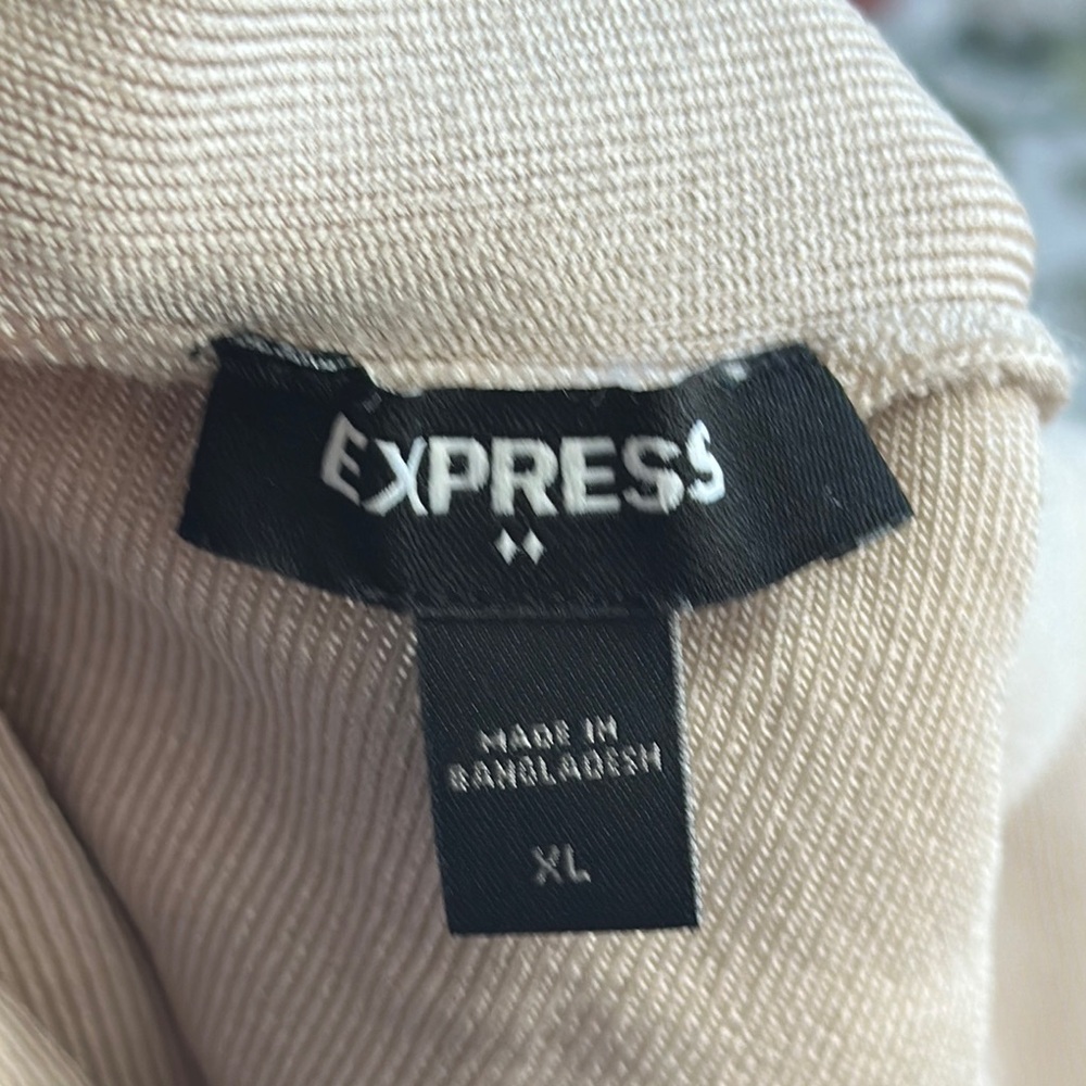 Express Tank Ruffle Cream Layered Top - Picture 4 of 6